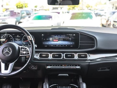 Used 2021 Mercedes-Benz GLE 350 4MATIC w/ Premium Package image 13