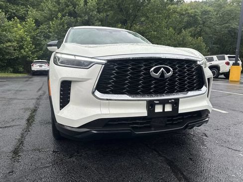 Used 2023 INFINITI QX60 Pure AWD/4WD image 11