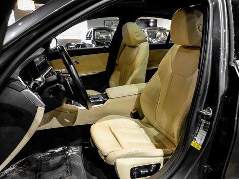 Used 2020 BMW 330i Sedan w/ Convenience Package image 37