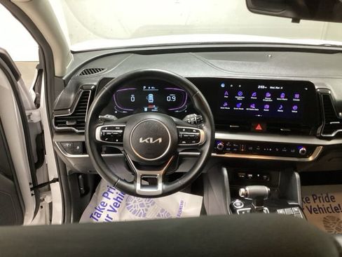 Certified 2023 Kia Sportage EX image 31
