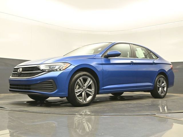 Used 2024 Volkswagen Jetta SE w/ Panoramic Sunroof Package FWD image 20