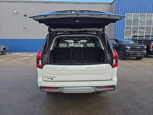 Used 2025 Ford Expedition Platinum w/ Platinum Ultimate Package image 5