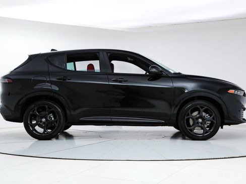 Used 2026 Alfa Romeo Tonale w/ Red Premium Package AWD/4WD image 6