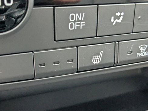 New 2026 Subaru Outback Limited image 22