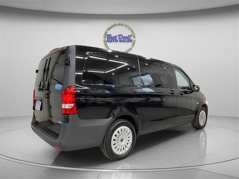 Used 2019 Mercedes-Benz Metris Passenger image 6