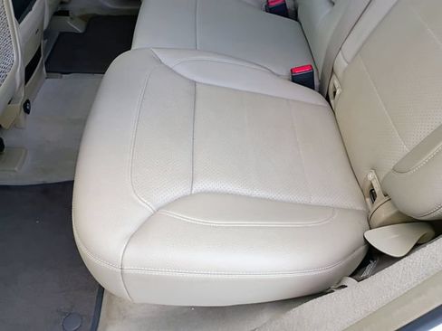 Used 2015 Mercedes-Benz ML 350 2WD image 62