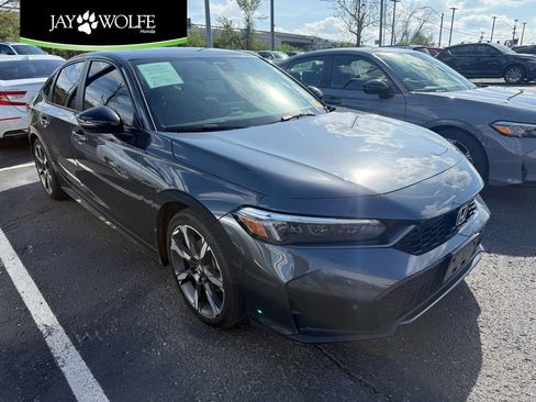 Used 2025 Honda Civic Sport Touring image 1