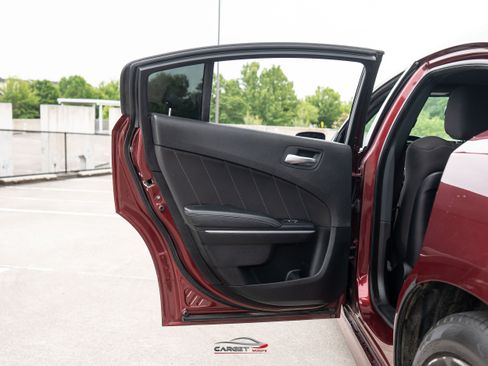 Used 2020 Dodge Charger Scat Pack RWD image 40