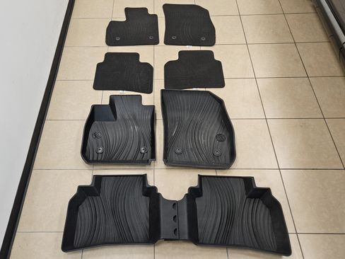 Used 2022 Buick Envision Essence w/ Sport Touring Package image 46