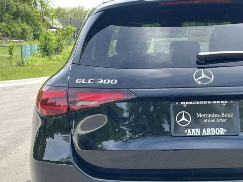 Used 2026 Mercedes-Benz GLC 300 4MATIC image 17