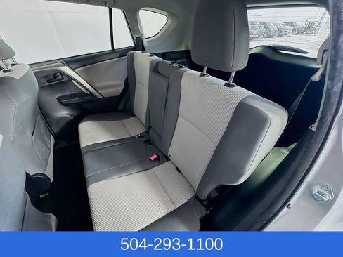 Used 2015 Toyota RAV4 LE FWD image 23