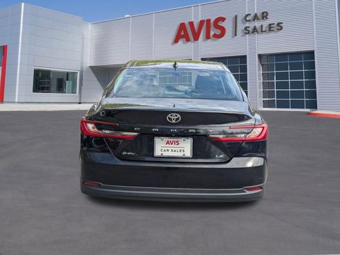 Used 2025 Toyota Camry LE FWD image 7