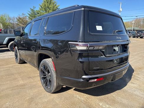 New 2026 Jeep Grand Wagoneer Summit AWD/4WD image 3
