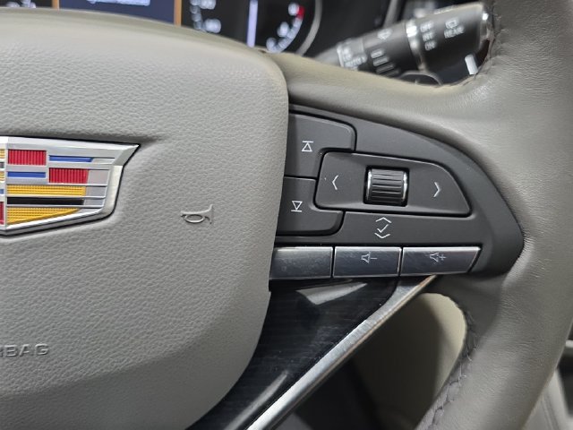 Used 2024 Cadillac XT6 Premium Luxury w/ LPO, Floor Liner Package AWD/4WD image 14