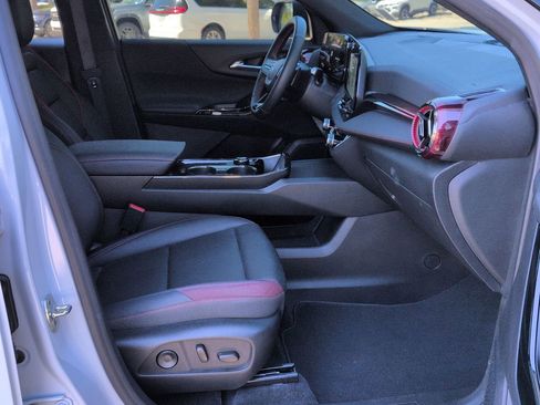 Certified 2026 Chevrolet Equinox RS w/ Convenience Package III image 25