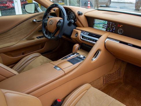 Used 2018 Lexus LC 500 Coupe image 12