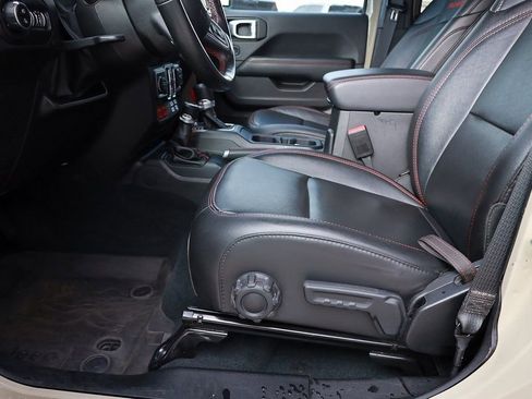 Used 2022 Jeep Gladiator Rubicon w/ LED Lighting Group image 24