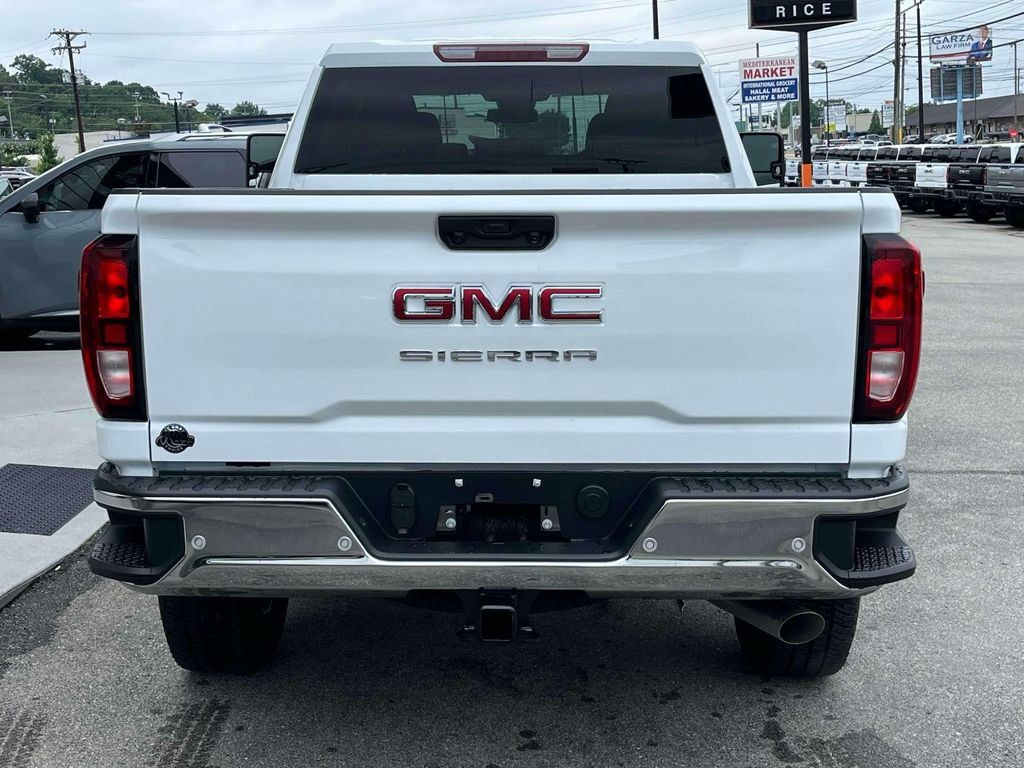 New 2026 GMC Sierra 2500 Pro w/ 1SA Pro Safety Plus Package AWD/4WD image 4