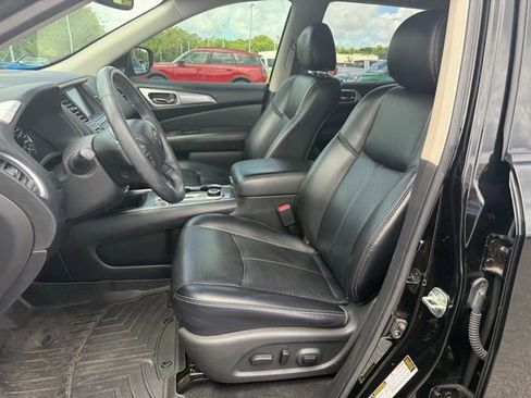 Used 2019 Nissan Pathfinder SL AWD/4WD image 23