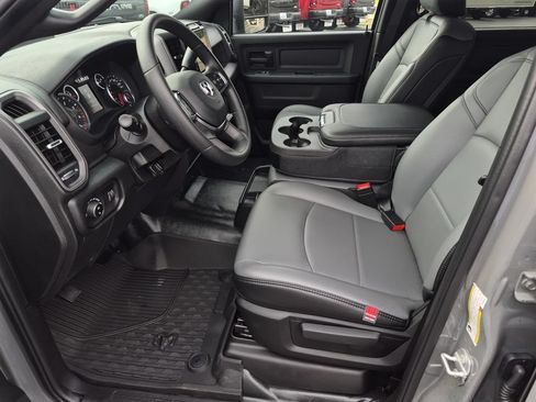 New 2027 RAM 3500 Tradesman AWD/4WD image 14