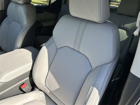 New 2025 Honda Pilot Touring image 22