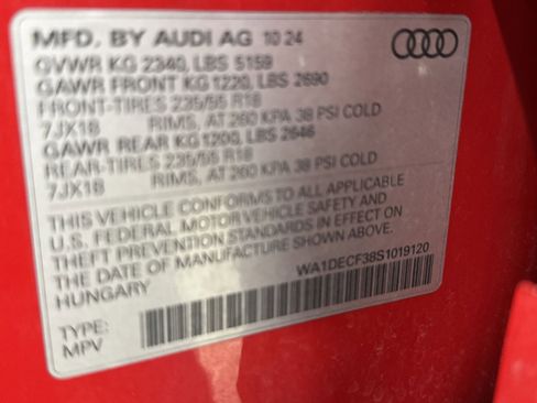 Used 2025 Audi Q3 2.0T Premium image 34