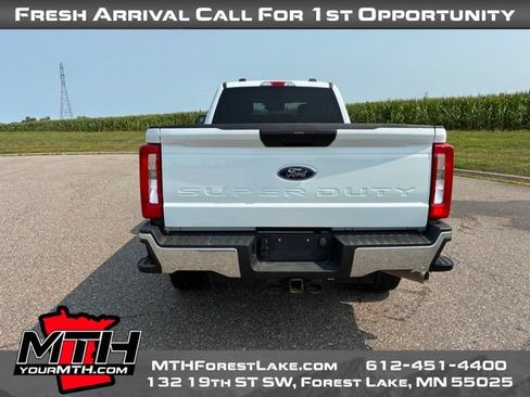 Used 2023 Ford F350 XLT w/ FX4 Off-Road Package AWD/4WD image 7