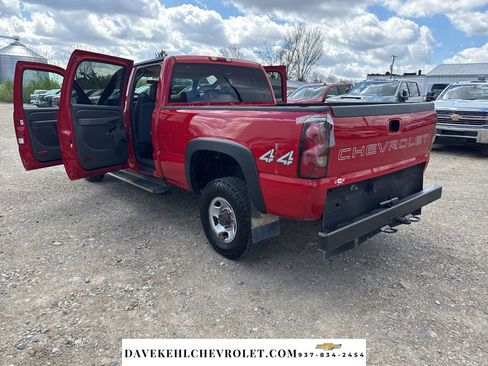 Used 2004 Chevrolet Silverado 2500 W/T image 24