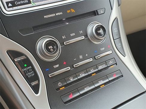 Used 2019 Lincoln Nautilus Select image 30