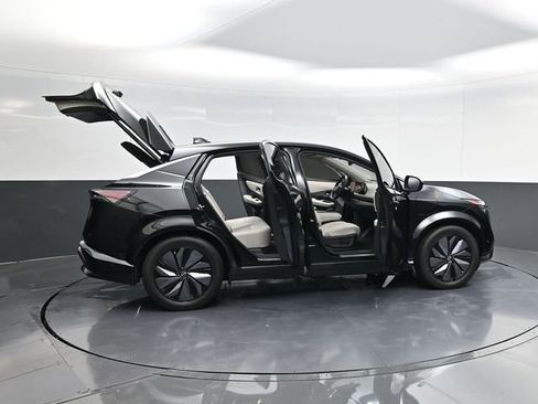 Used 2023 Nissan Ariya FWD image 47