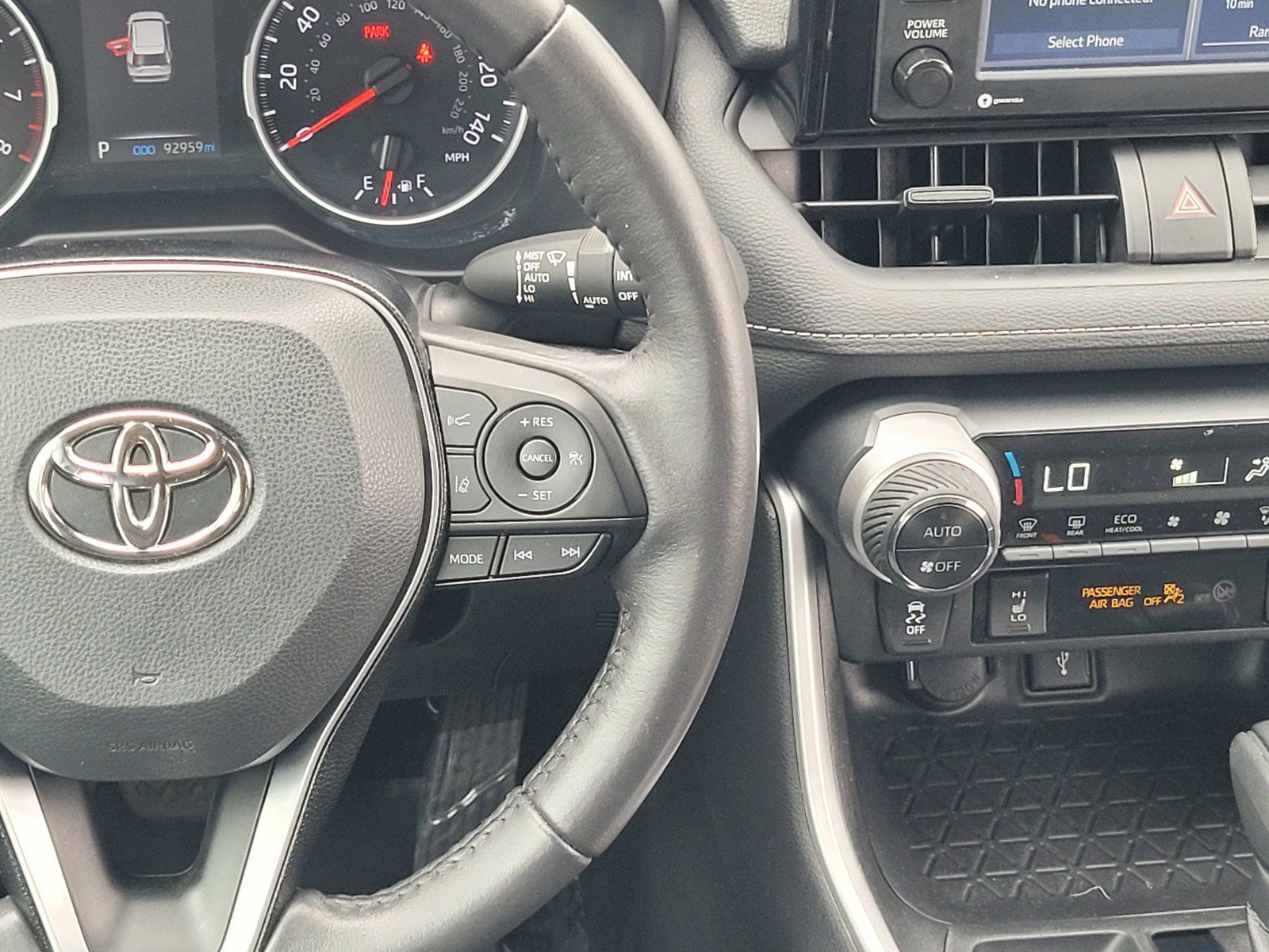 Used 2021 Toyota RAV4 XLE w/ Convenience Package AWD/4WD image 14