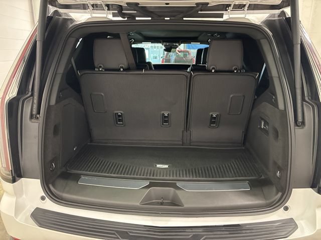 Used 2025 Cadillac Escalade Sport w/ Touring Package AWD/4WD image 39