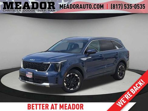 Used 2025 Kia Sorento S FWD image 1