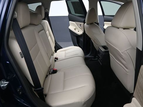 Used 2024 Nissan Murano SV FWD image 31