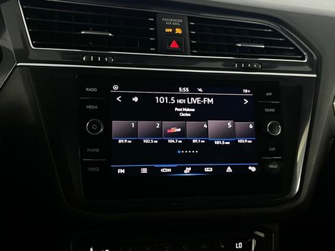 Used 2021 Volkswagen Tiguan SE R-Line image 19