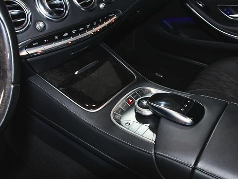 Used 2015 Mercedes-Benz S 550 4MATIC Coupe image 45