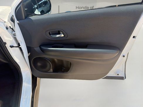 Used 2021 Honda HR-V Sport image 32