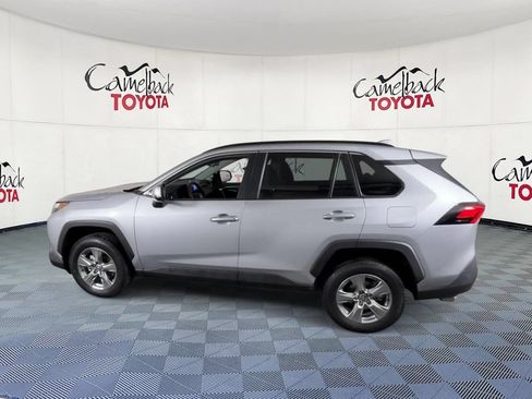Used 2025 Toyota RAV4 XLE FWD image 8
