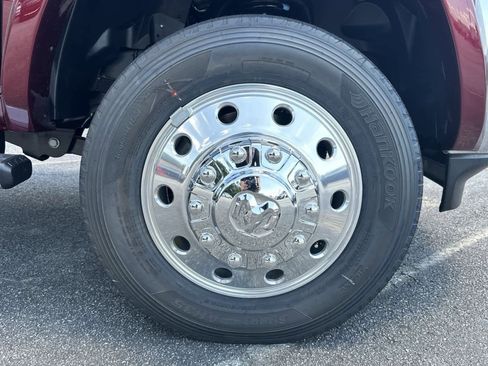 Used 2024 RAM 5500 SLT w/ Quick Order Package 2YG SLT image 13