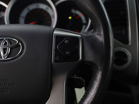 Used 2015 Toyota Tacoma 4x4 Double Cab w/ TRD Off-Road Package image 20