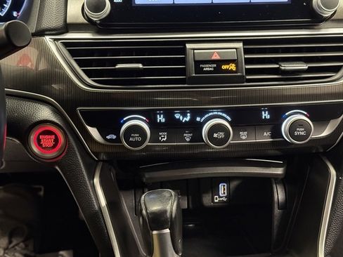 Used 2018 Honda Accord Sport image 22