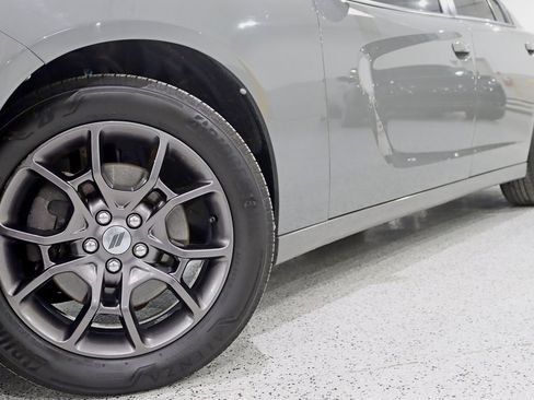 Used 2018 Dodge Charger GT image 4