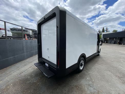 Used 2023 Chevrolet Brightdrop 600 w/ Active Safety Package 2 AWD/4WD image 6