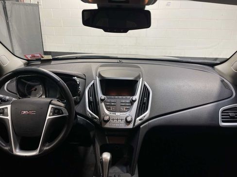 Used 2015 GMC Terrain SLE w/ Convenience Package AWD/4WD image 10