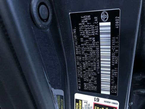 Certified 2025 Toyota Camry LE image 24