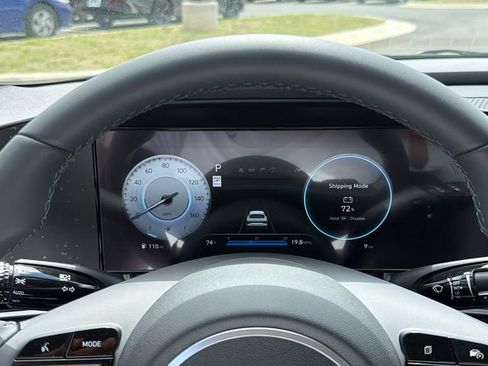 New 2026 Hyundai Elantra Limited image 32