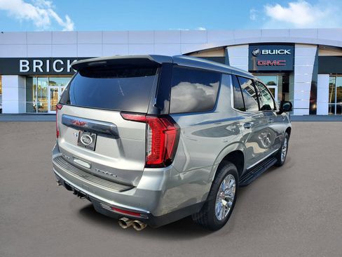 Used 2024 GMC Yukon Denali AWD/4WD image 3