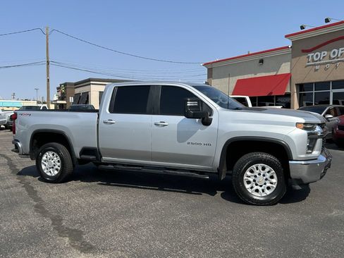 Used 2020 Chevrolet Silverado 2500 LT w/ All Star Edition AWD/4WD image 8
