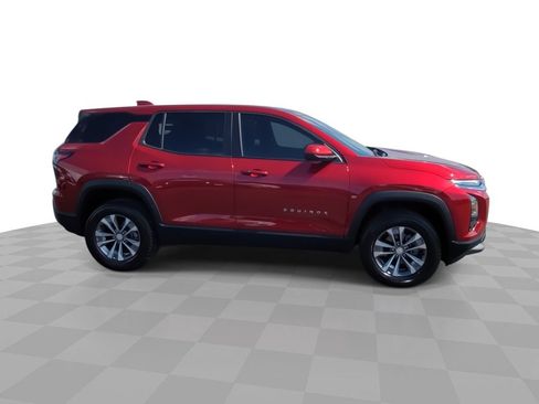 Certified 2026 Chevrolet Equinox LT FWD image 9