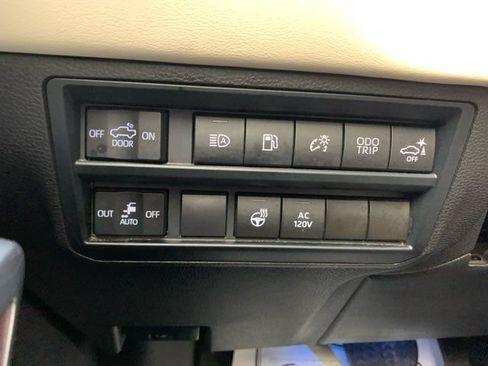 Used 2023 Toyota Tundra 1794 Edition image 39